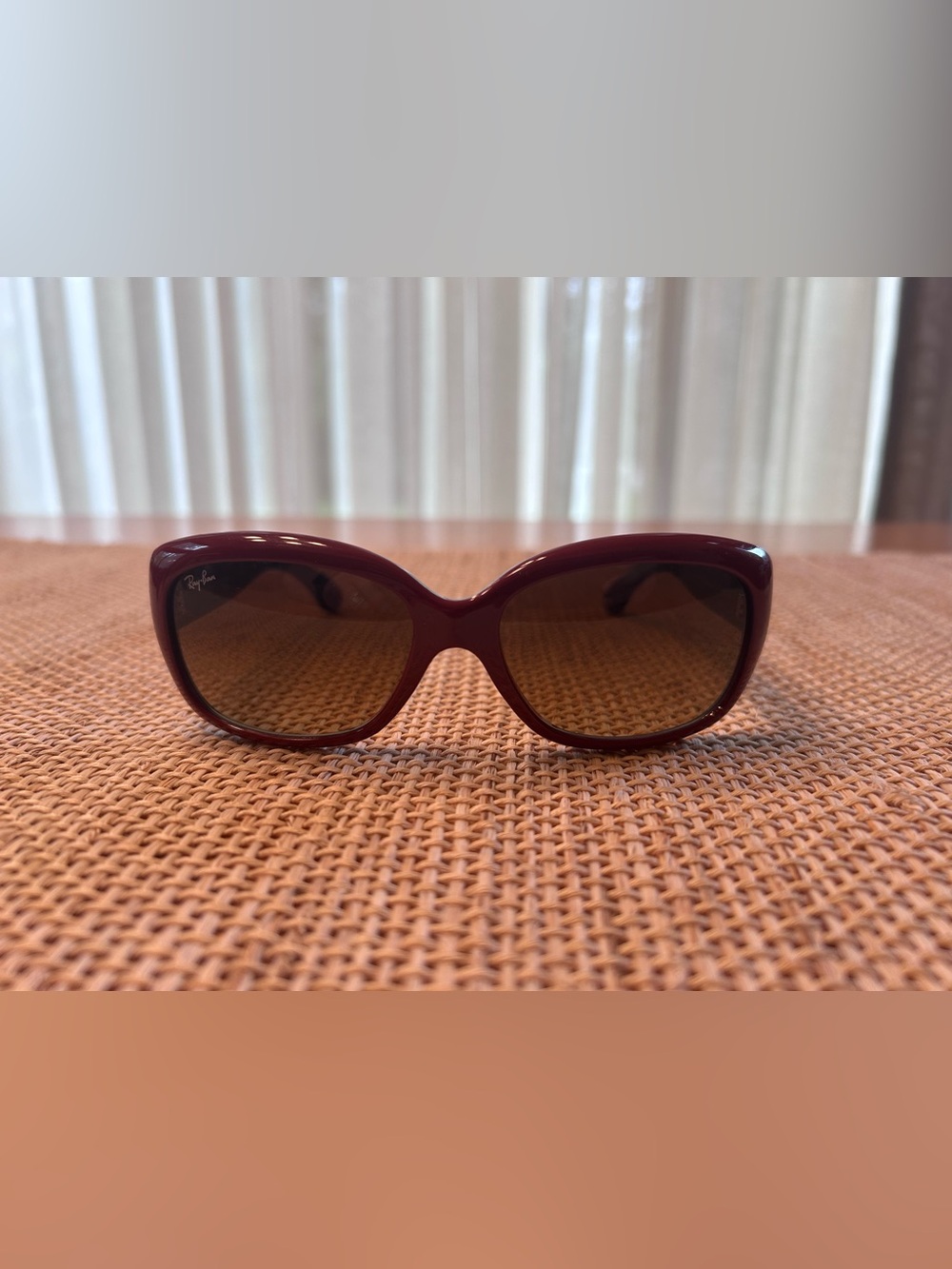 Ray-Ban JackieOhh Sunglasses w/GlossyRed/Violet 2ToneFrame w/Brown Gradient Lens